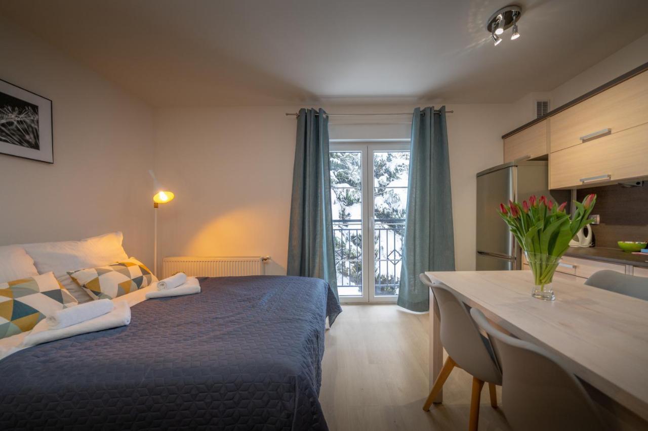 Rentplanet - Apartamenty Pstrowskiego Szklarska Poręba Esterno foto
