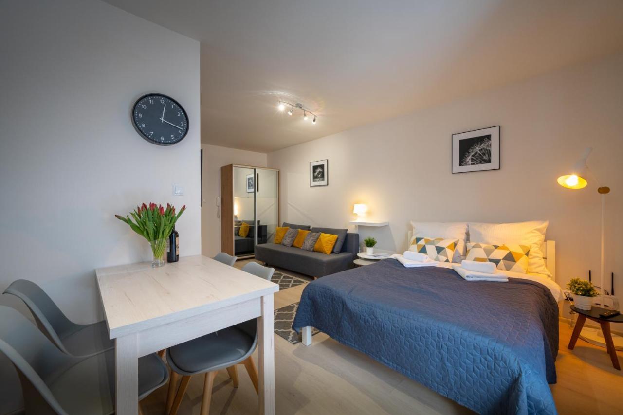 Rentplanet - Apartamenty Pstrowskiego Szklarska Poręba Esterno foto