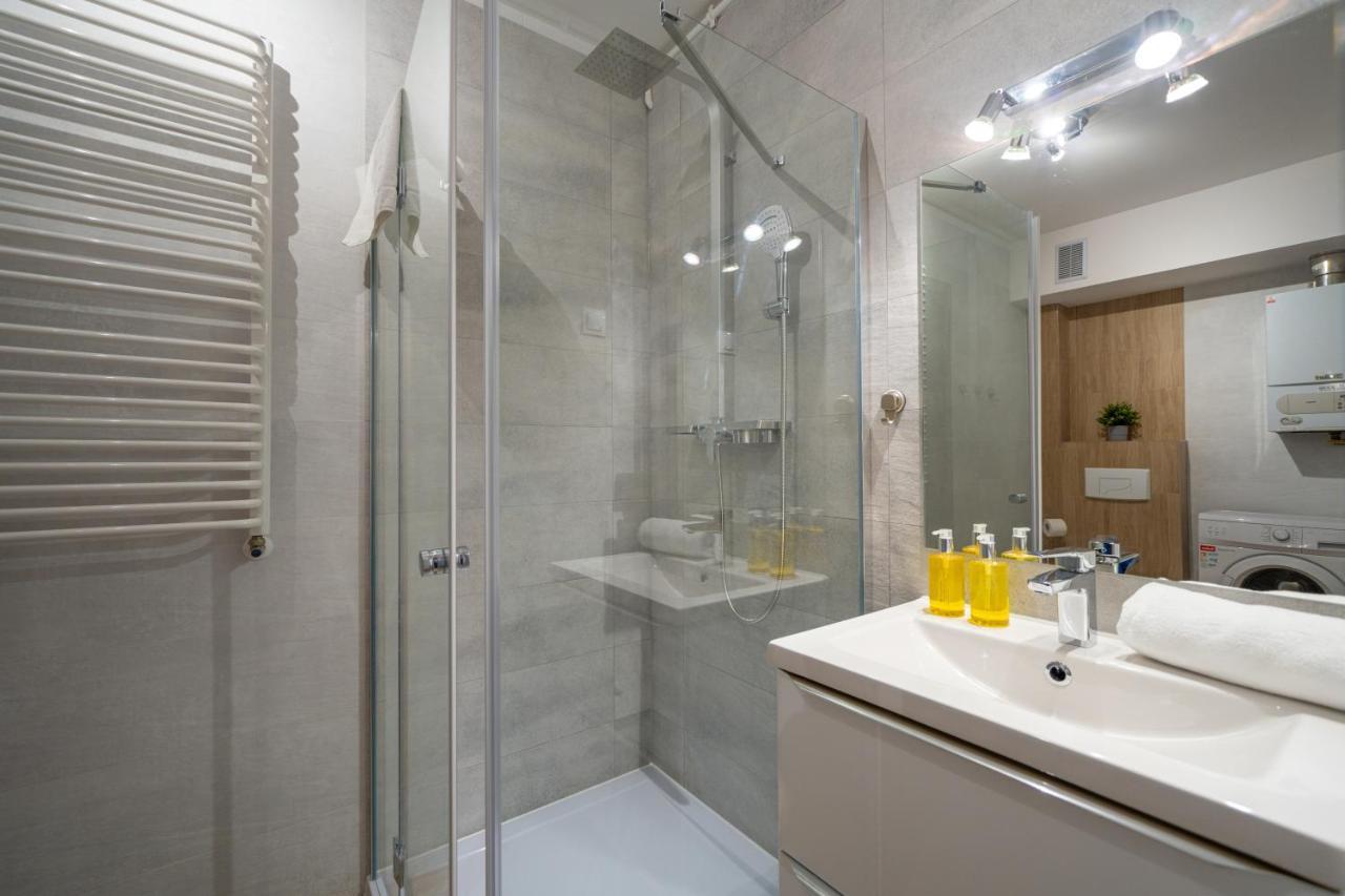 Rentplanet - Apartamenty Pstrowskiego Szklarska Poręba Esterno foto